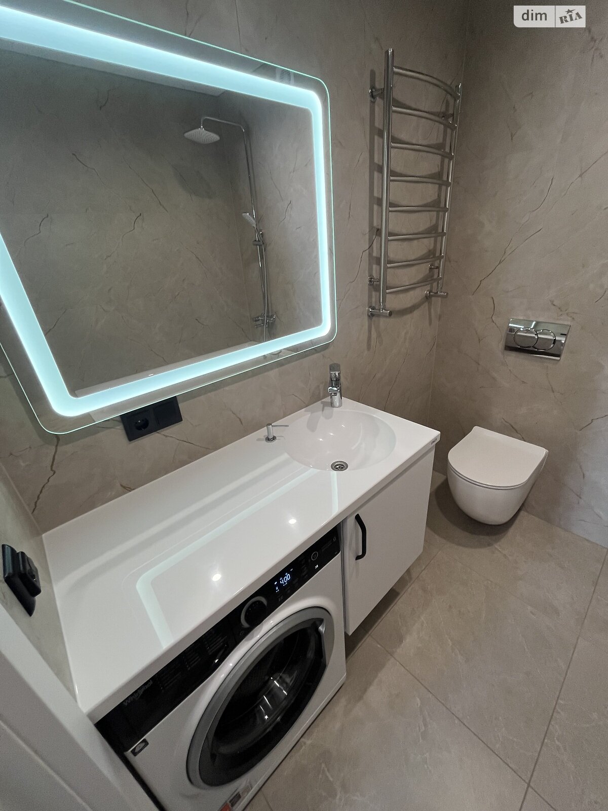 Продажа двухкомнатной квартиры в Ровно, на ул. Николая Боголюбова 1И, район Счастливое фото 1