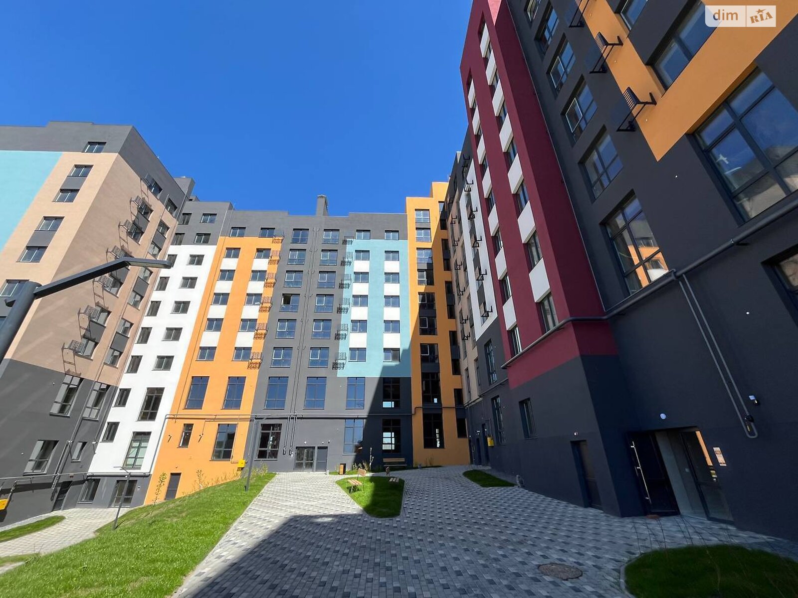 Продажа однокомнатной квартиры в Ровно, на ул. Студенческая 24, район Счастливое фото 1 Продажа однокомнатной квартиры в Ровно, на ул. Студенческая 24, район Счастливое фото 1