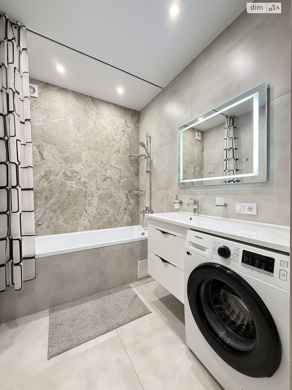 Продаж трикімнатної квартири в Рівному, на вул. Студентська 24А, район Щасливе фото 1 Продаж трикімнатної квартири в Рівному, на вул. Студентська 24А, район Щасливе фото 1