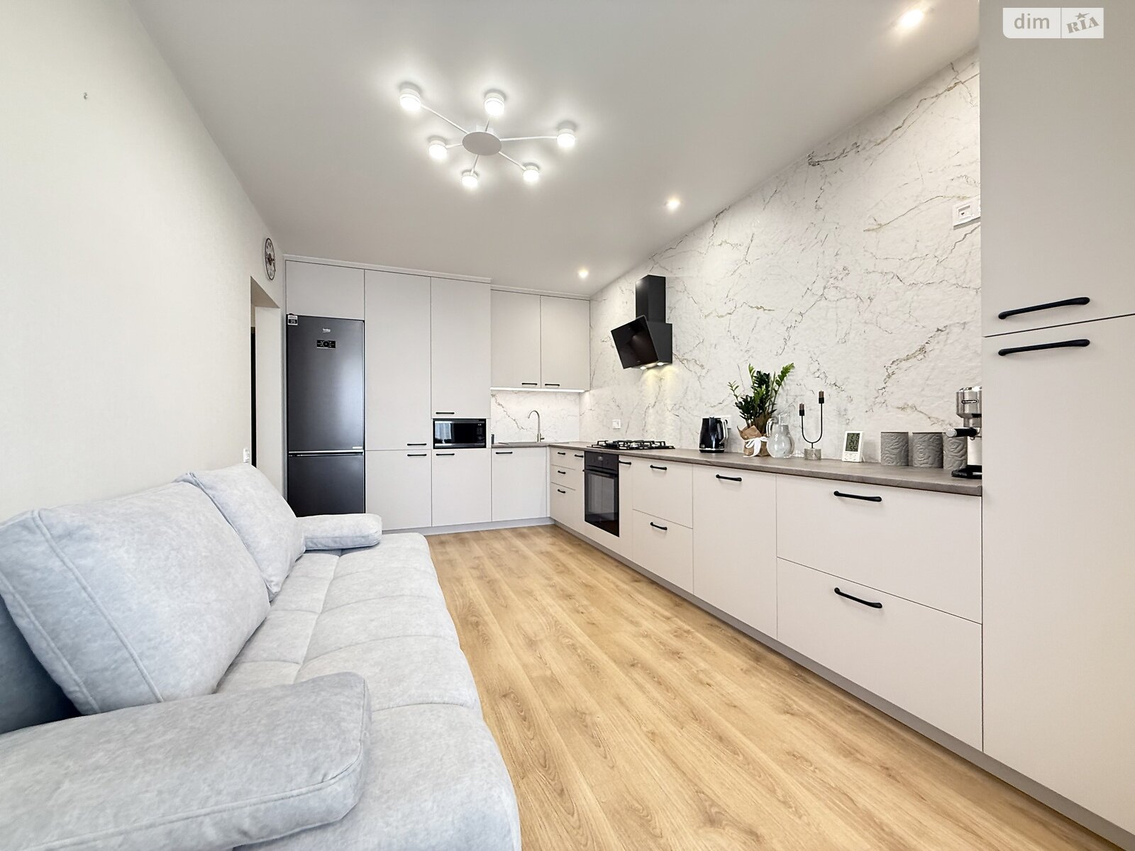 Продаж трикімнатної квартири в Рівному, на вул. Студентська 24А, район Щасливе фото 1 Продаж трикімнатної квартири в Рівному, на вул. Студентська 24А, район Щасливе фото 1