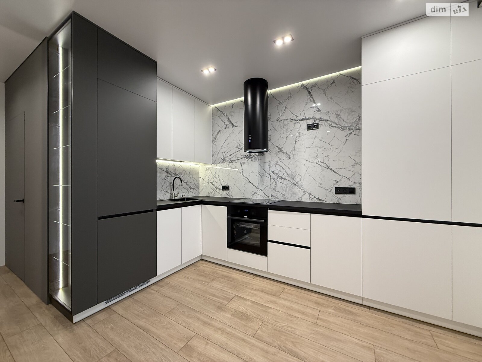 Продаж двокімнатної квартири в Рівному, на вул. Студентська 24А, район Щасливе фото 1 Продаж двокімнатної квартири в Рівному, на вул. Студентська 24А, район Щасливе фото 1