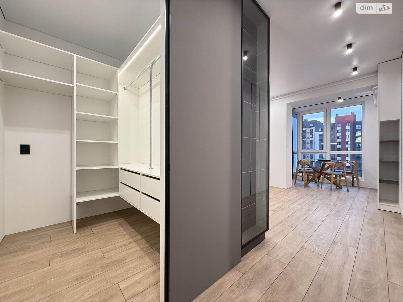 Продаж двокімнатної квартири в Рівному, на вул. Студентська 24А, район Щасливе фото 1 Продаж двокімнатної квартири в Рівному, на вул. Студентська 24А, район Щасливе фото 1