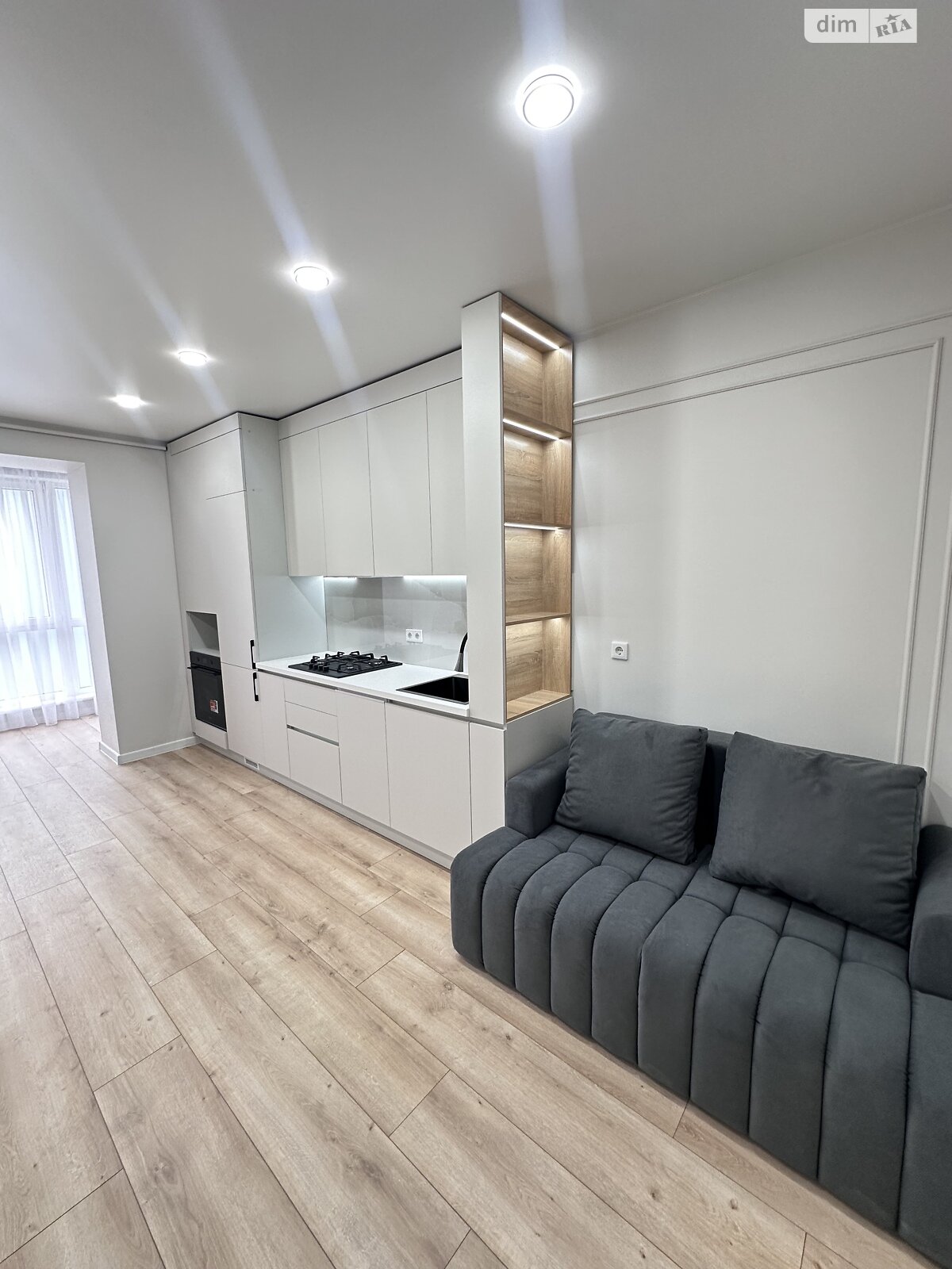 Продаж однокімнатної квартири в Рівному, на вул. Студентська 24А, район Щасливе фото 1