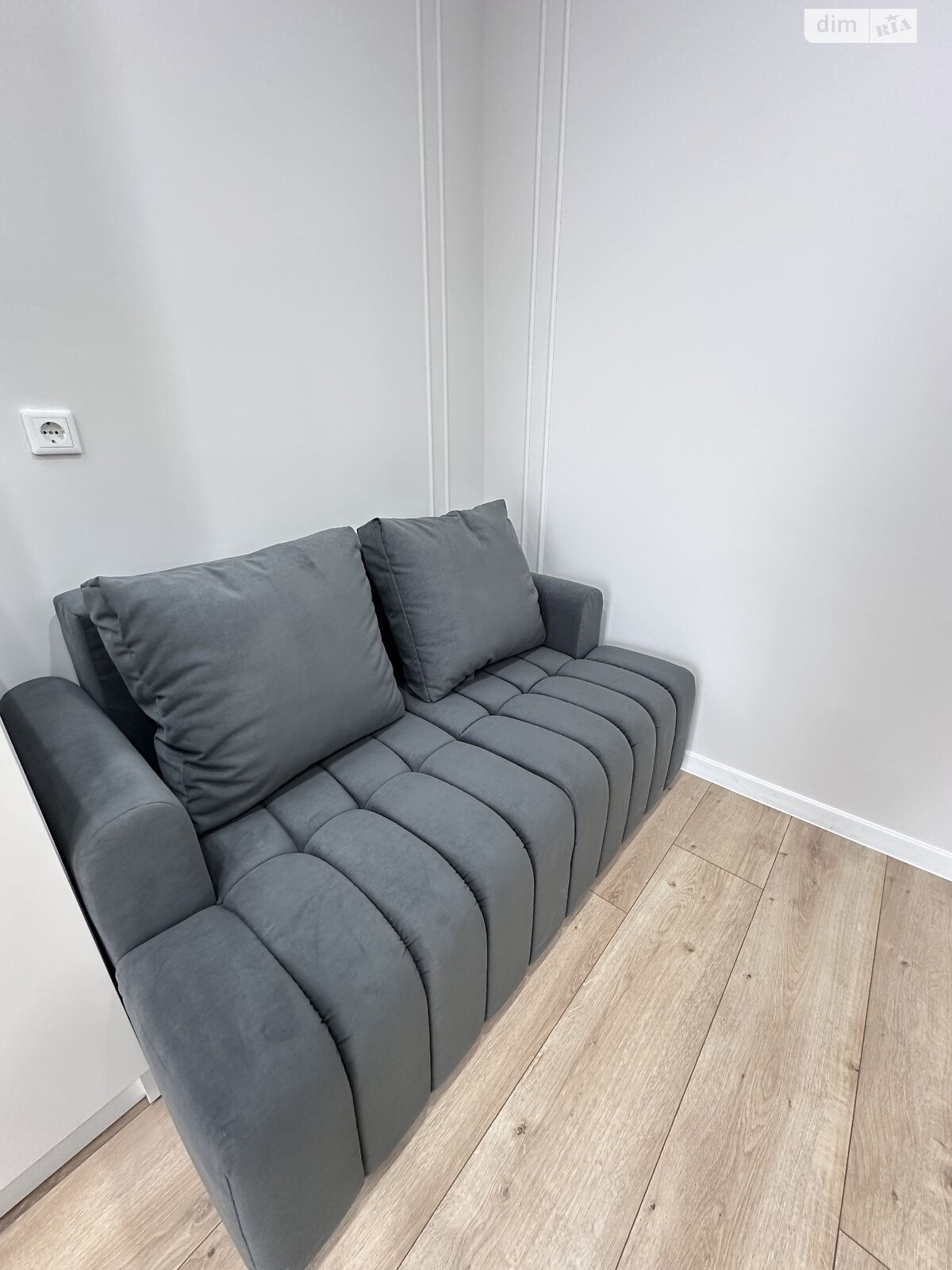 Продаж однокімнатної квартири в Рівному, на вул. Студентська 24А, район Щасливе фото 1