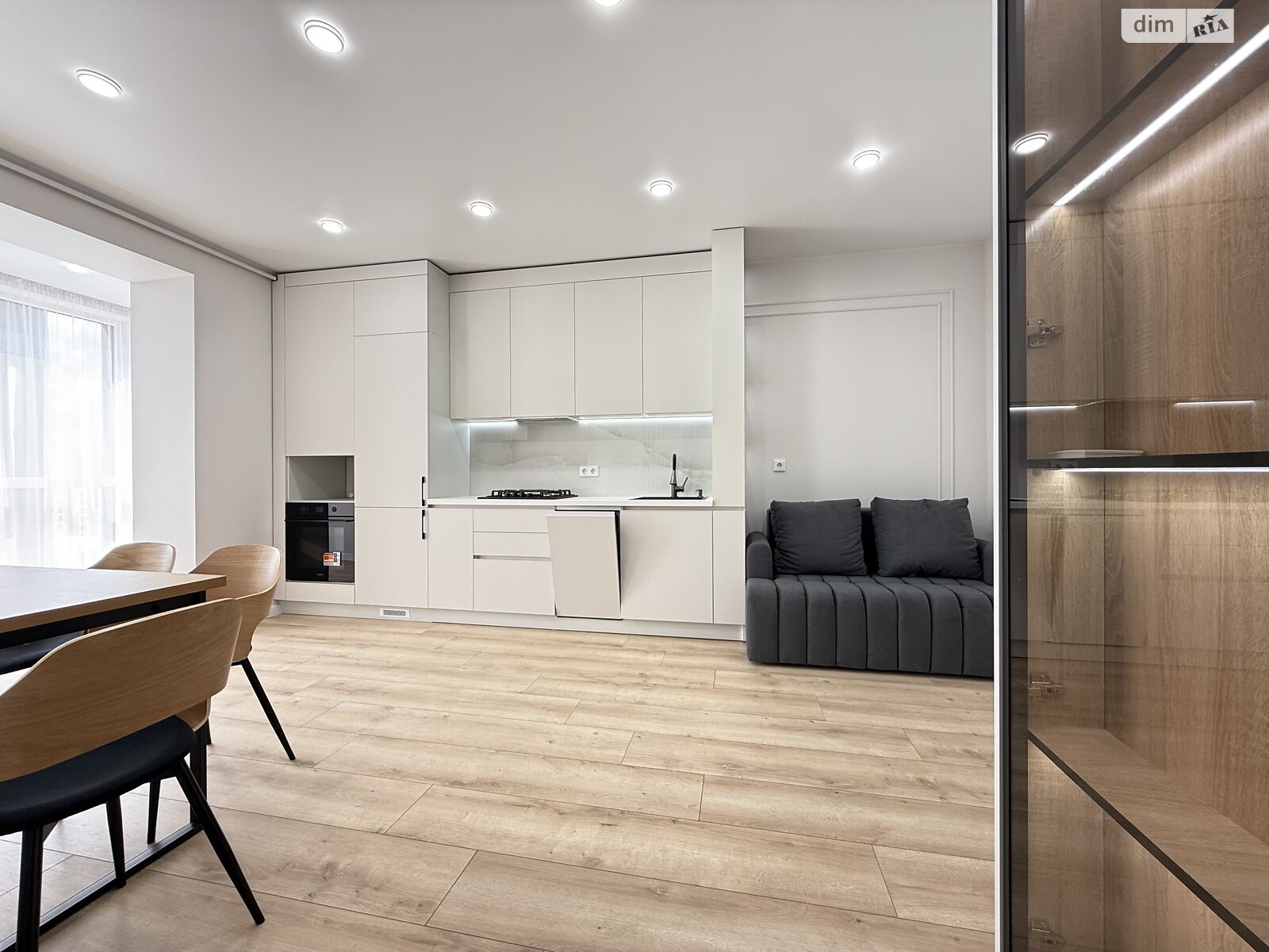 Продаж однокімнатної квартири в Рівному, на вул. Студентська 24А, район Щасливе фото 1 Продаж однокімнатної квартири в Рівному, на вул. Студентська 24А, район Щасливе фото 1