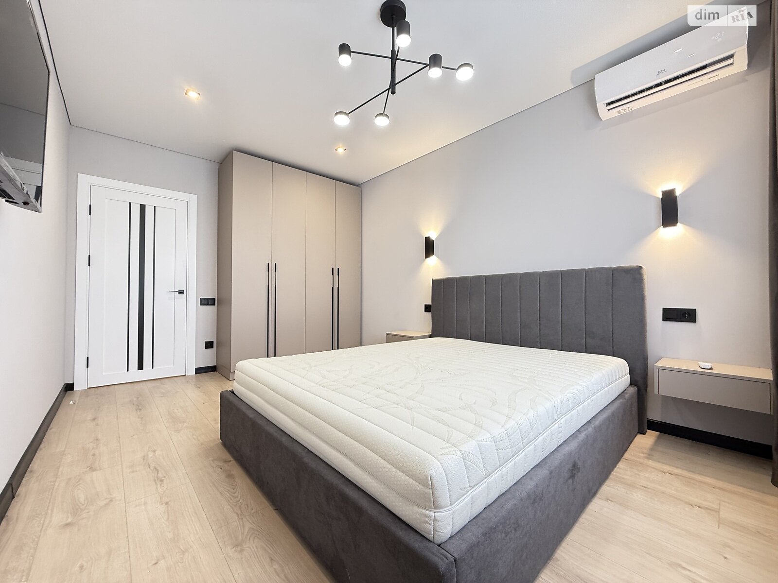 Продаж однокімнатної квартири в Рівному, на вул. Студентська 24А, район Щасливе фото 1 Продаж однокімнатної квартири в Рівному, на вул. Студентська 24А, район Щасливе фото 1