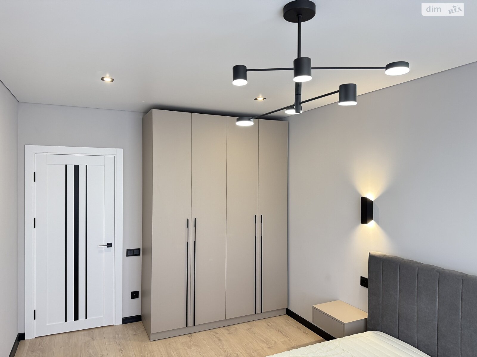 Продаж однокімнатної квартири в Рівному, на вул. Студентська 24А, район Щасливе фото 1 Продаж однокімнатної квартири в Рівному, на вул. Студентська 24А, район Щасливе фото 1