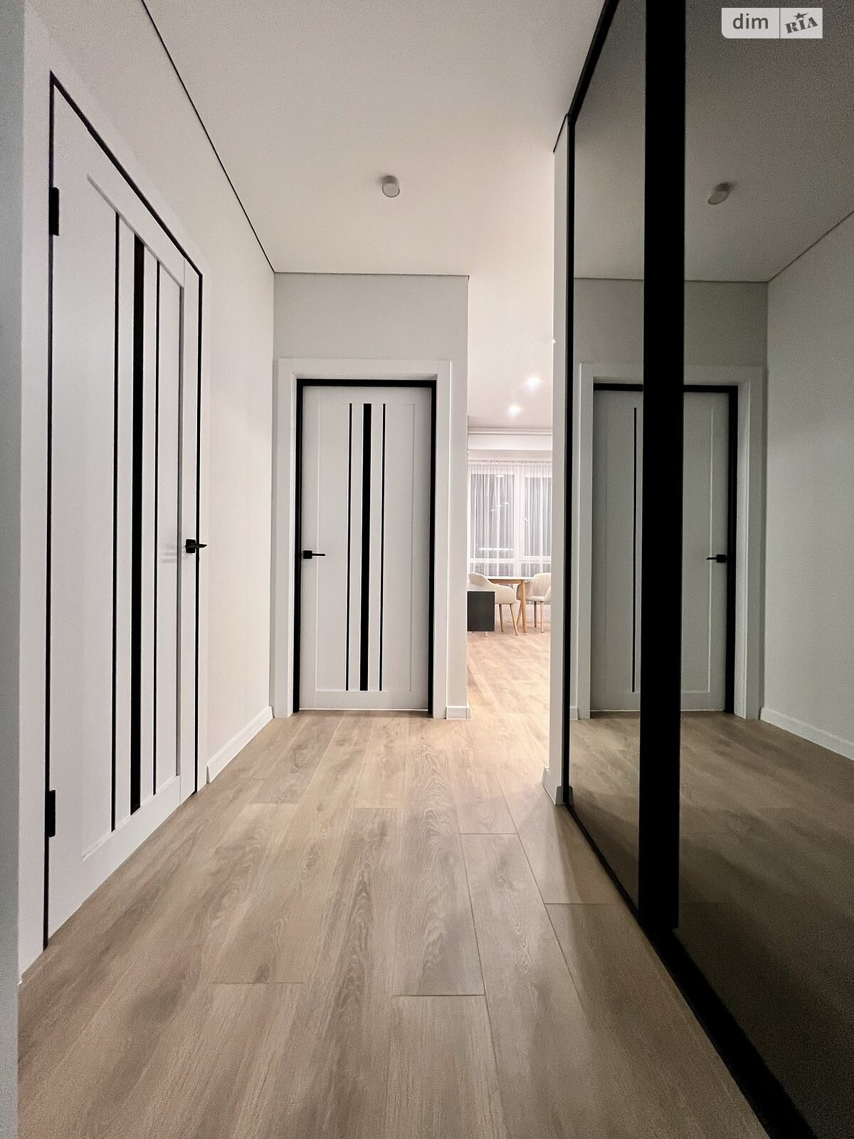 Продаж однокімнатної квартири в Рівному, на вул. Студентська 24А, район Щасливе фото 1