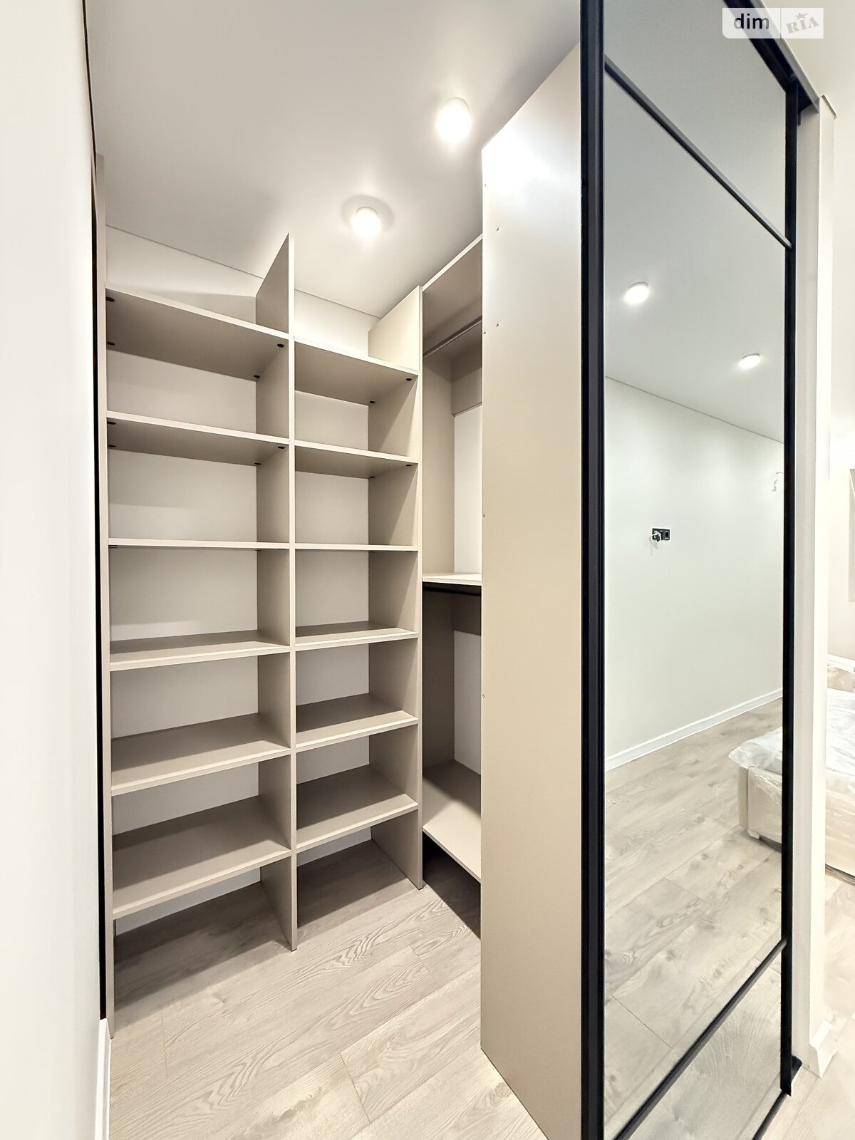 Продаж однокімнатної квартири в Рівному, на вул. Студентська 24А, район Щасливе фото 1 Продаж однокімнатної квартири в Рівному, на вул. Студентська 24А, район Щасливе фото 1