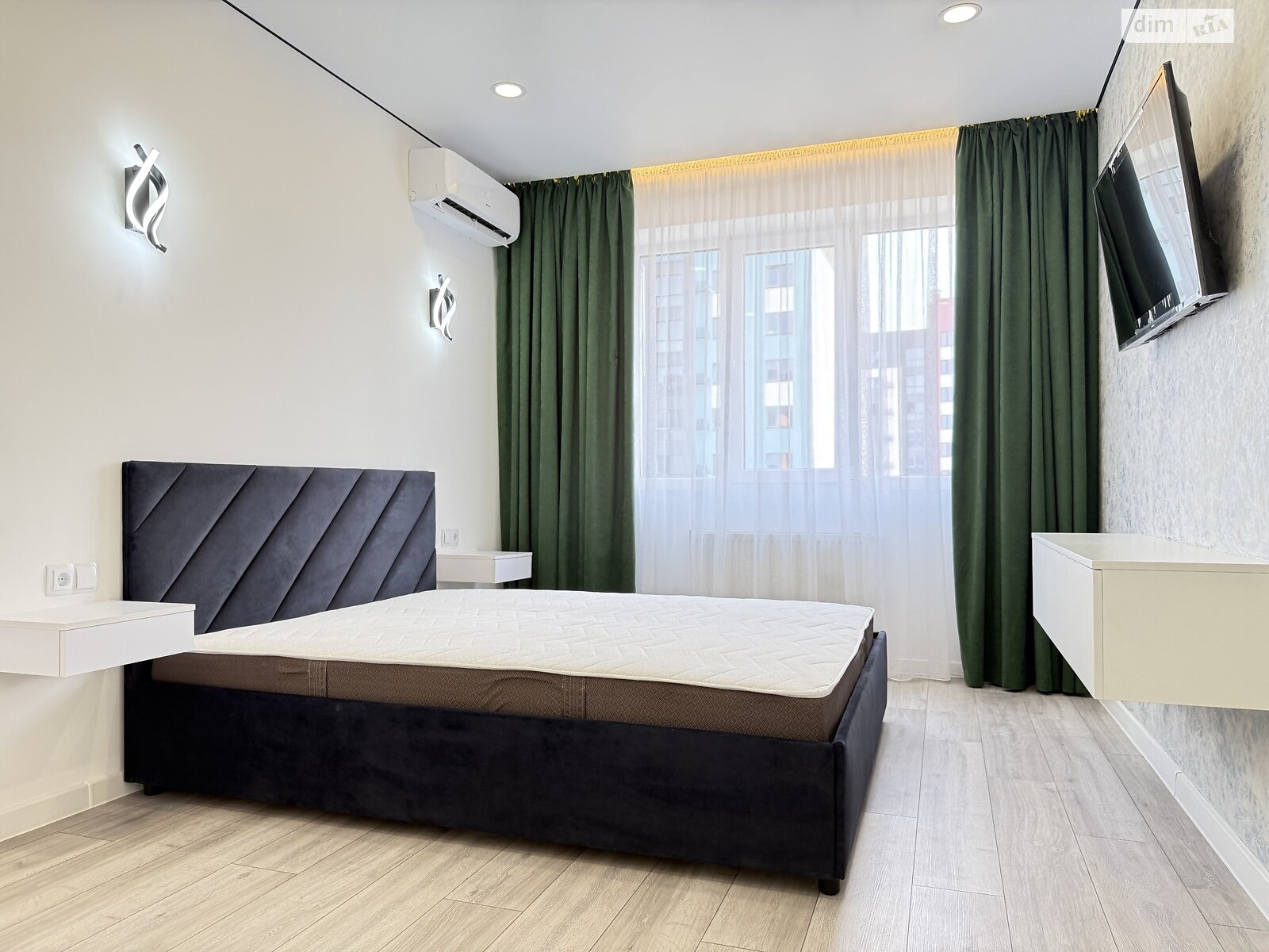 Продаж однокімнатної квартири в Рівному, на вул. Студентська 24А, район Щасливе фото 1