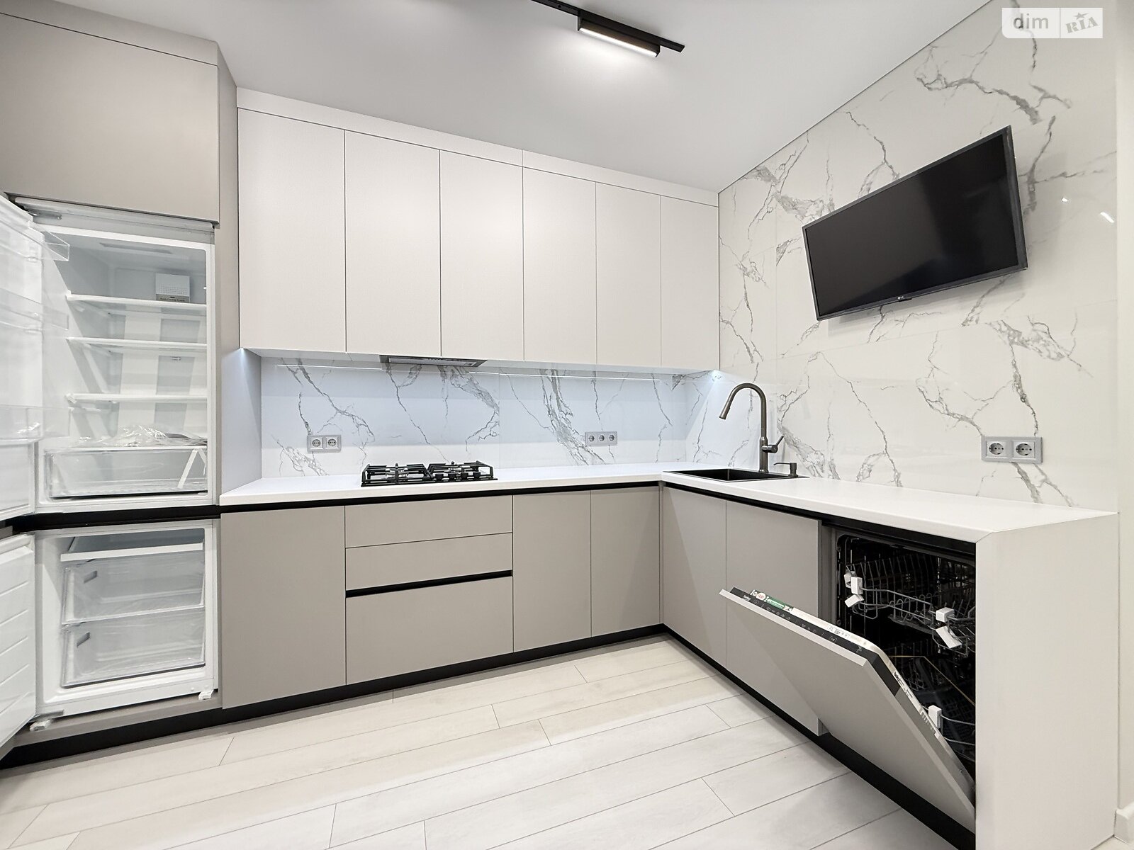 Продаж однокімнатної квартири в Рівному, на вул. Студентська 24А, район Щасливе фото 1 Продаж однокімнатної квартири в Рівному, на вул. Студентська 24А, район Щасливе фото 1