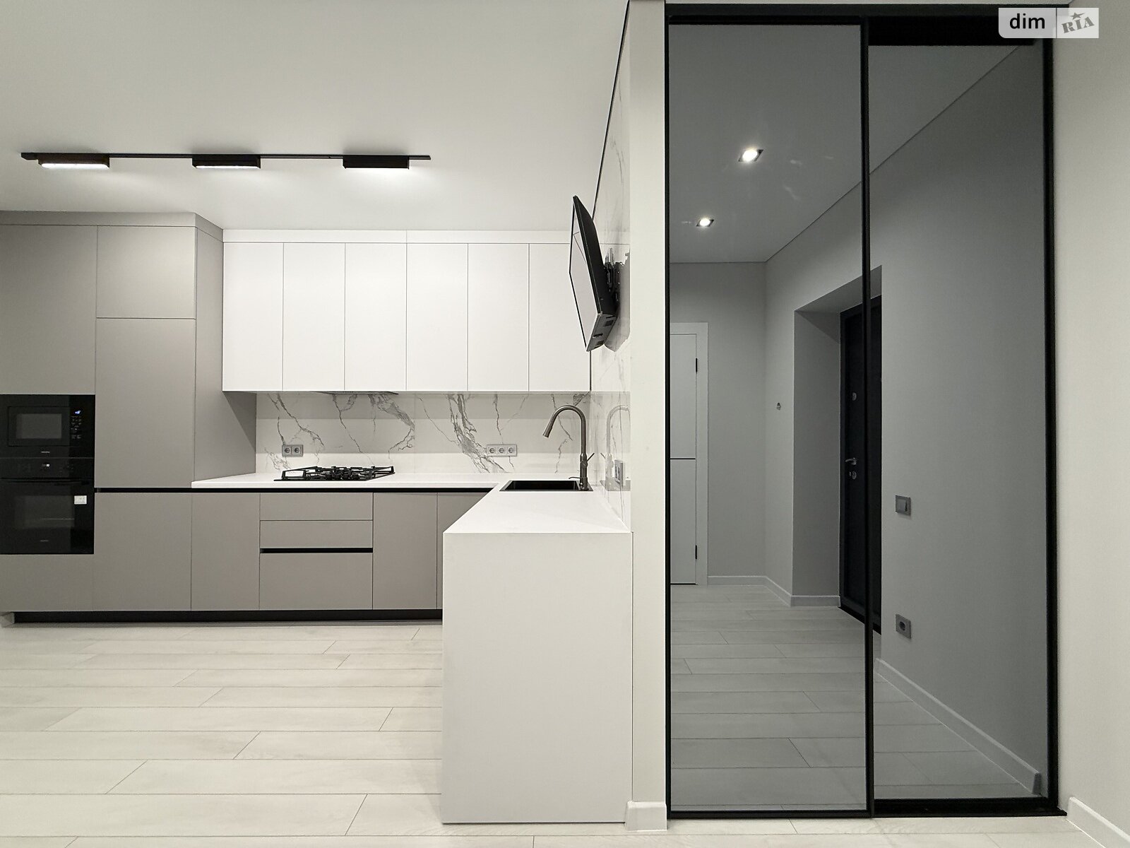 Продаж однокімнатної квартири в Рівному, на вул. Студентська 24А, район Щасливе фото 1 Продаж однокімнатної квартири в Рівному, на вул. Студентська 24А, район Щасливе фото 1