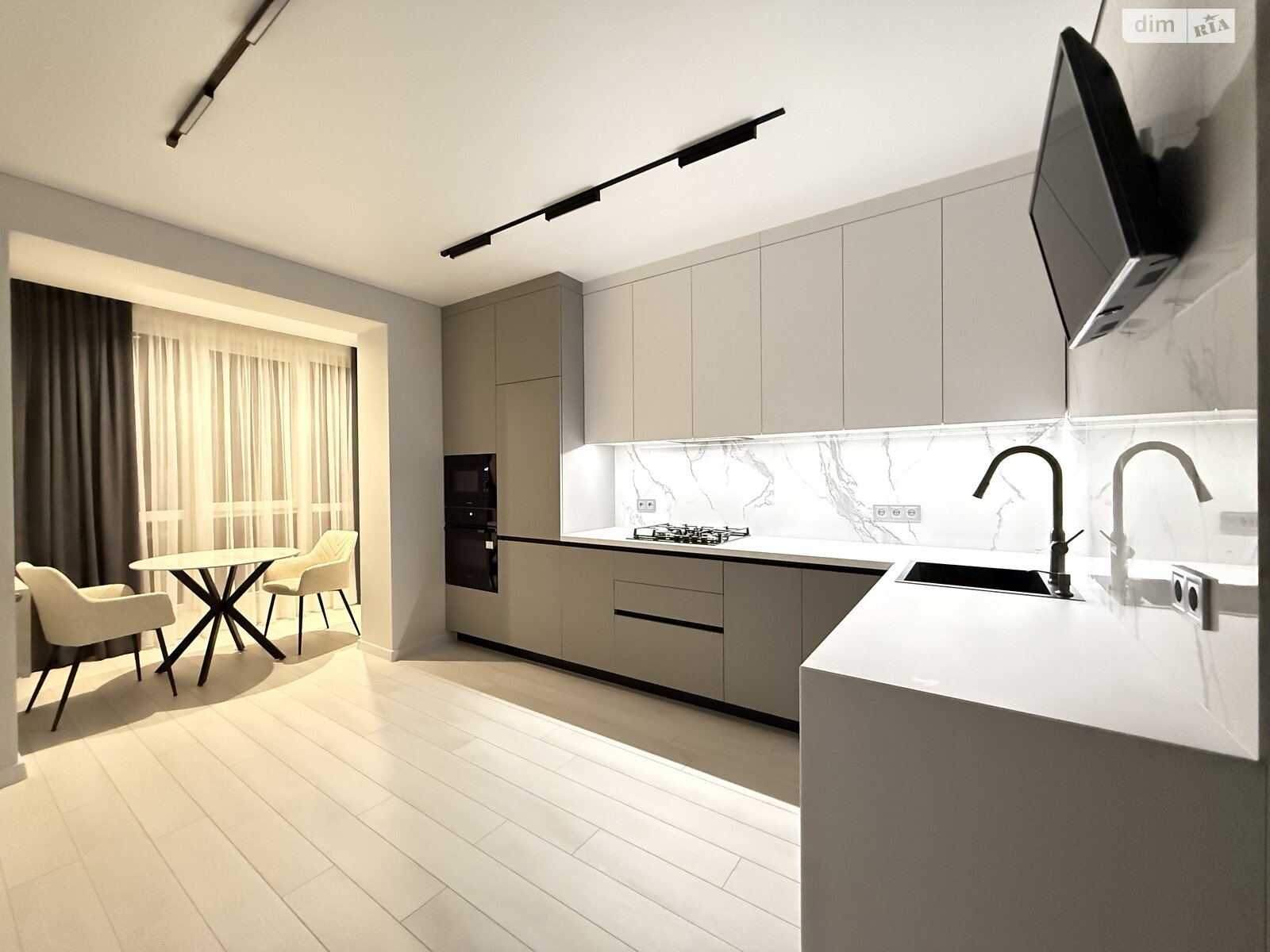 Продаж однокімнатної квартири в Рівному, на вул. Студентська 24А, район Щасливе фото 1 Продаж однокімнатної квартири в Рівному, на вул. Студентська 24А, район Щасливе фото 1