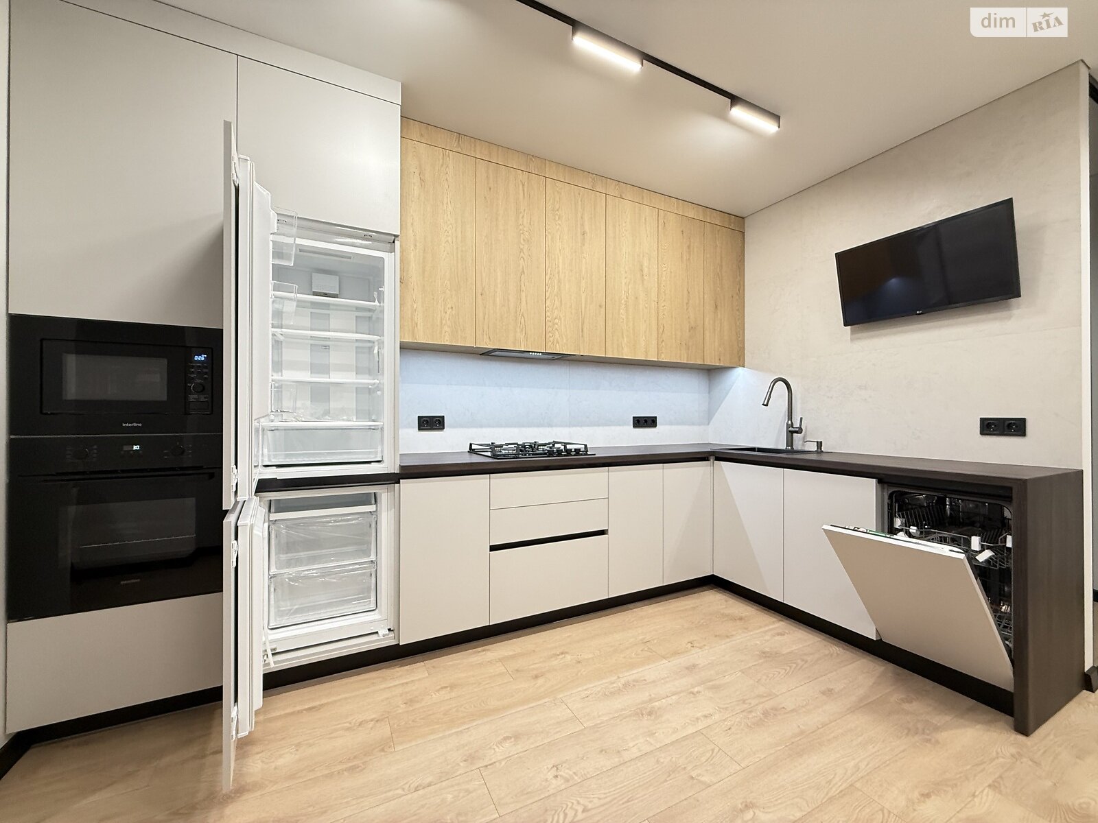 Продаж однокімнатної квартири в Рівному, на вул. Студентська 24А, район Щасливе фото 1