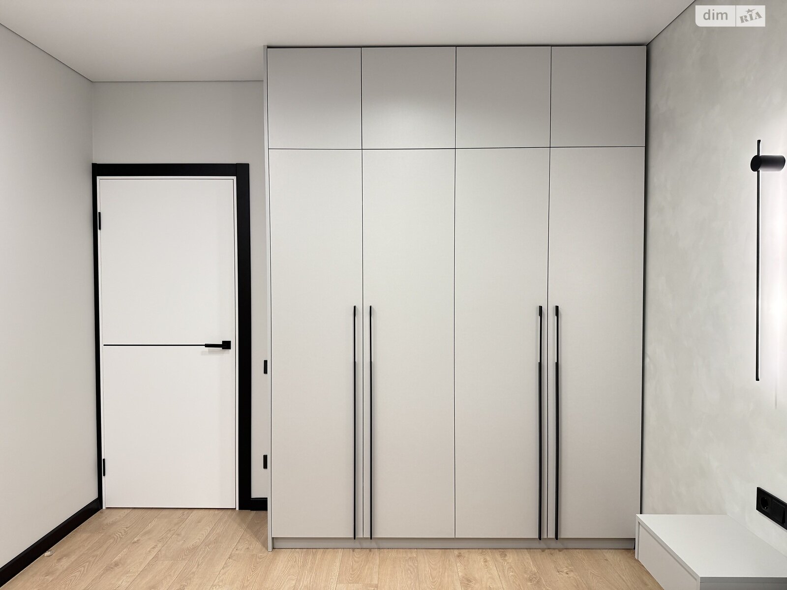 Продаж однокімнатної квартири в Рівному, на вул. Студентська 24А, район Щасливе фото 1