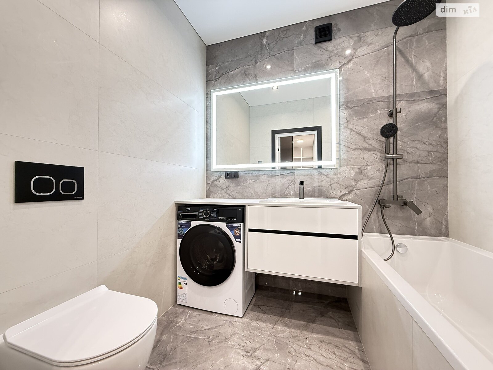 Продаж однокімнатної квартири в Рівному, на вул. Студентська 24А, район Щасливе фото 1