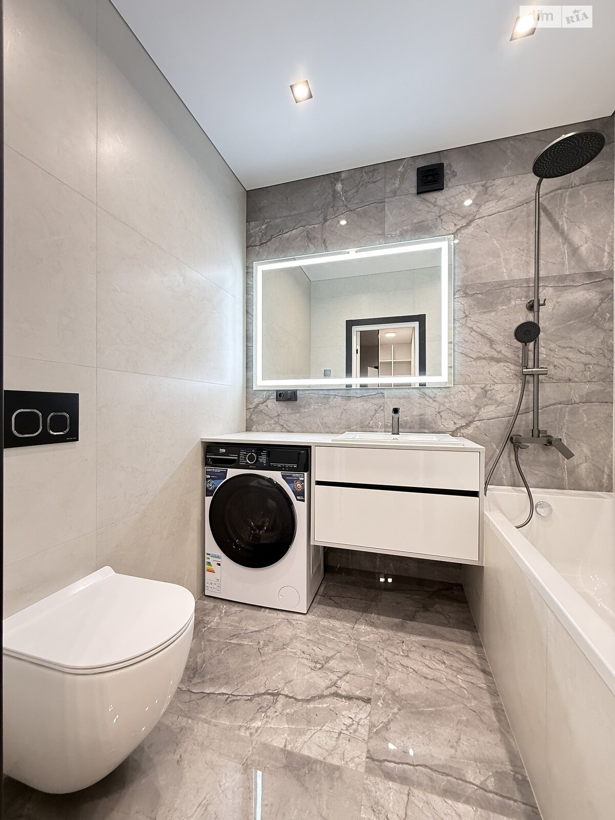 Продаж однокімнатної квартири в Рівному, на вул. Студентська 24А, район Щасливе фото 1