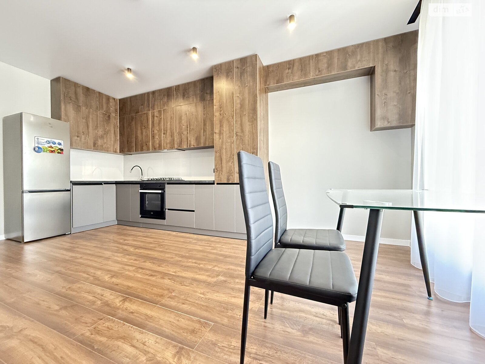 Продаж однокімнатної квартири в Рівному, на вул. Студентська 24А, район Щасливе фото 1