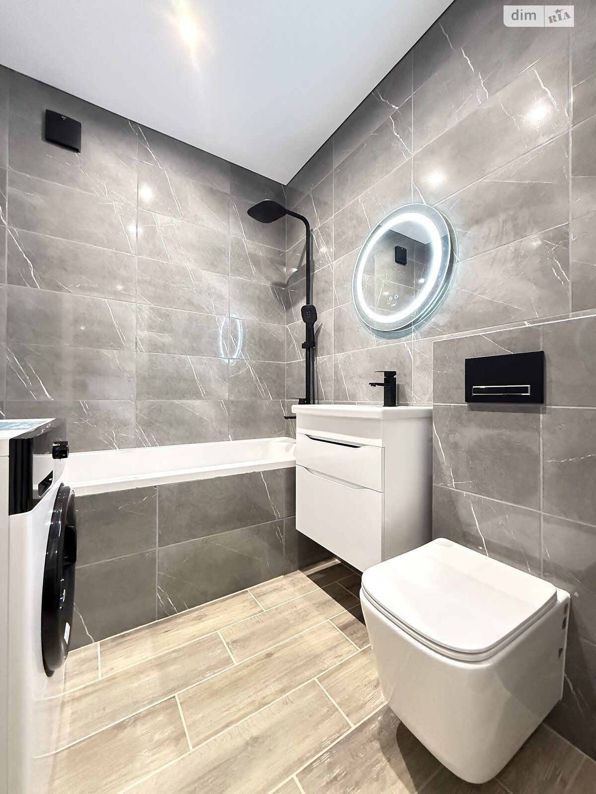 Продаж однокімнатної квартири в Рівному, на вул. Студентська 24А, район Щасливе фото 1