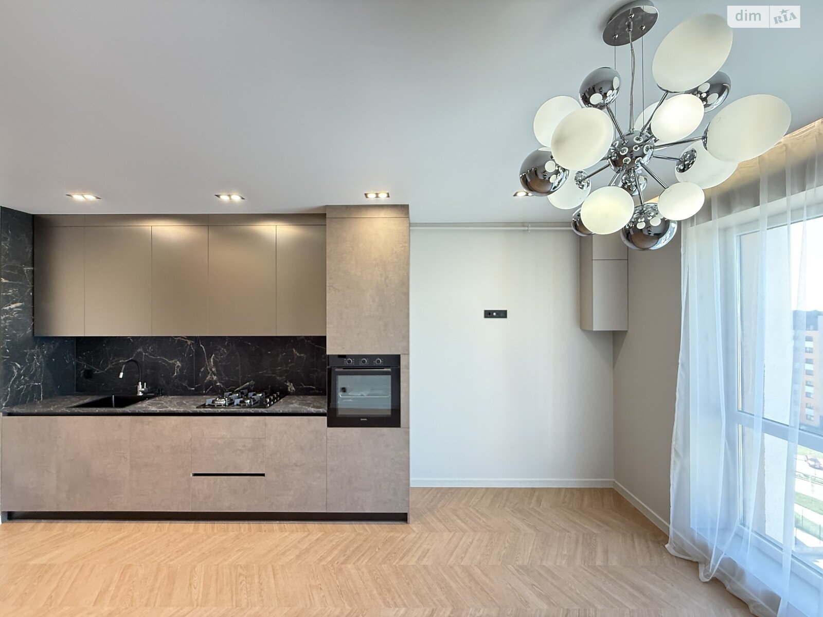 Продаж однокімнатної квартири в Рівному, на вул. Студентська 24, район Щасливе фото 1 Продаж однокімнатної квартири в Рівному, на вул. Студентська 24, район Щасливе фото 1