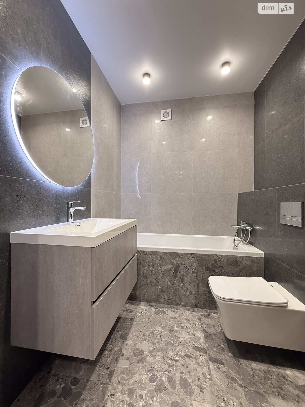 Продаж однокімнатної квартири в Рівному, на вул. Студентська 24, район Щасливе фото 1 Продаж однокімнатної квартири в Рівному, на вул. Студентська 24, район Щасливе фото 1