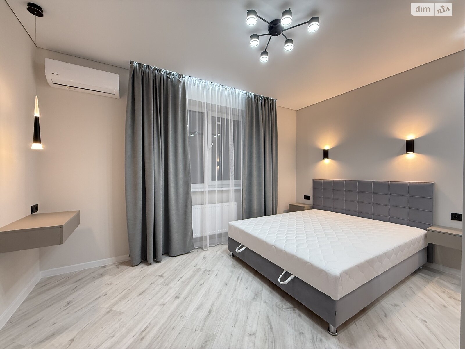 Продаж однокімнатної квартири в Рівному, на вул. Студентська 24, район Щасливе фото 1