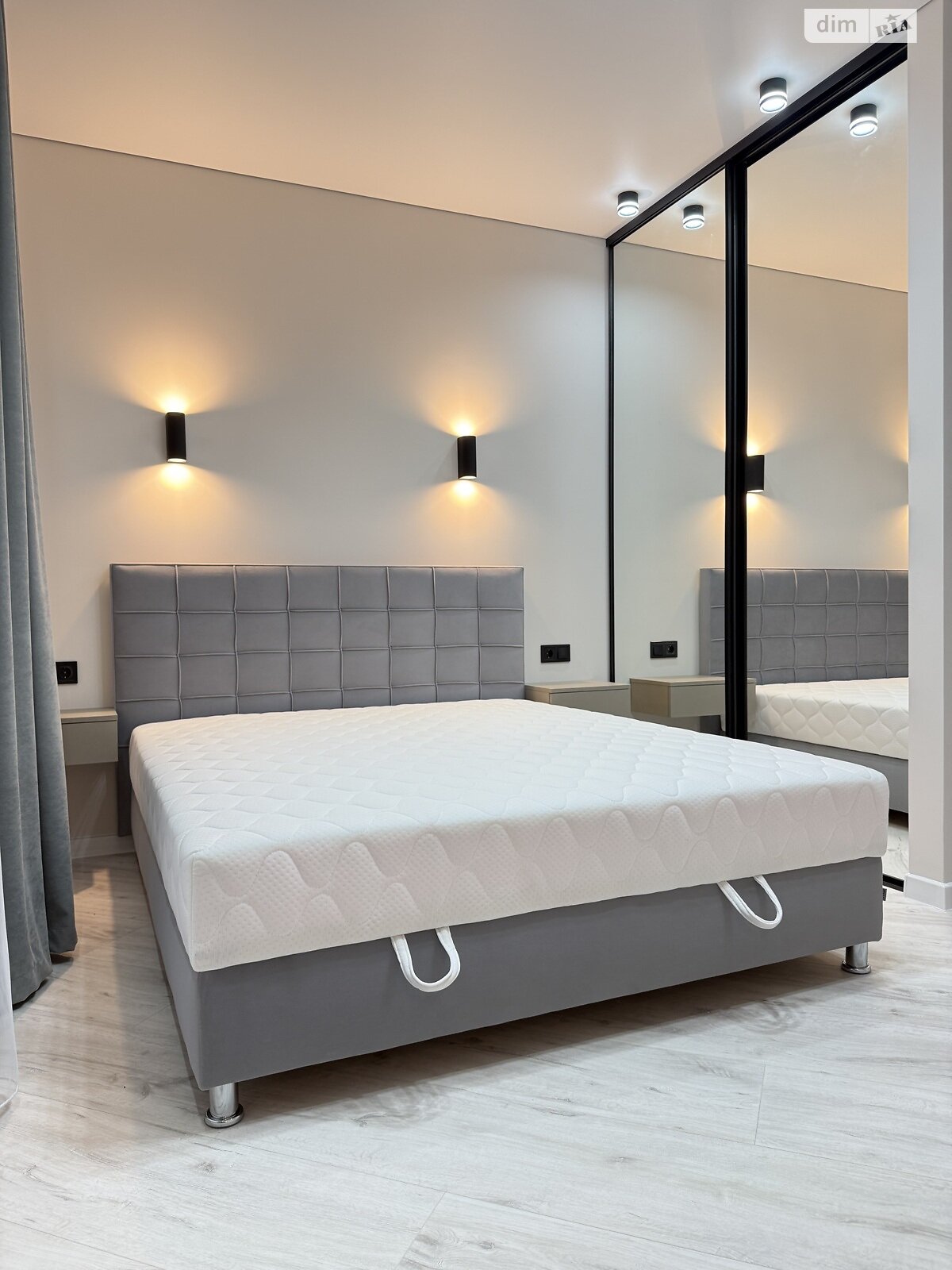 Продаж однокімнатної квартири в Рівному, на вул. Студентська 24, район Щасливе фото 1