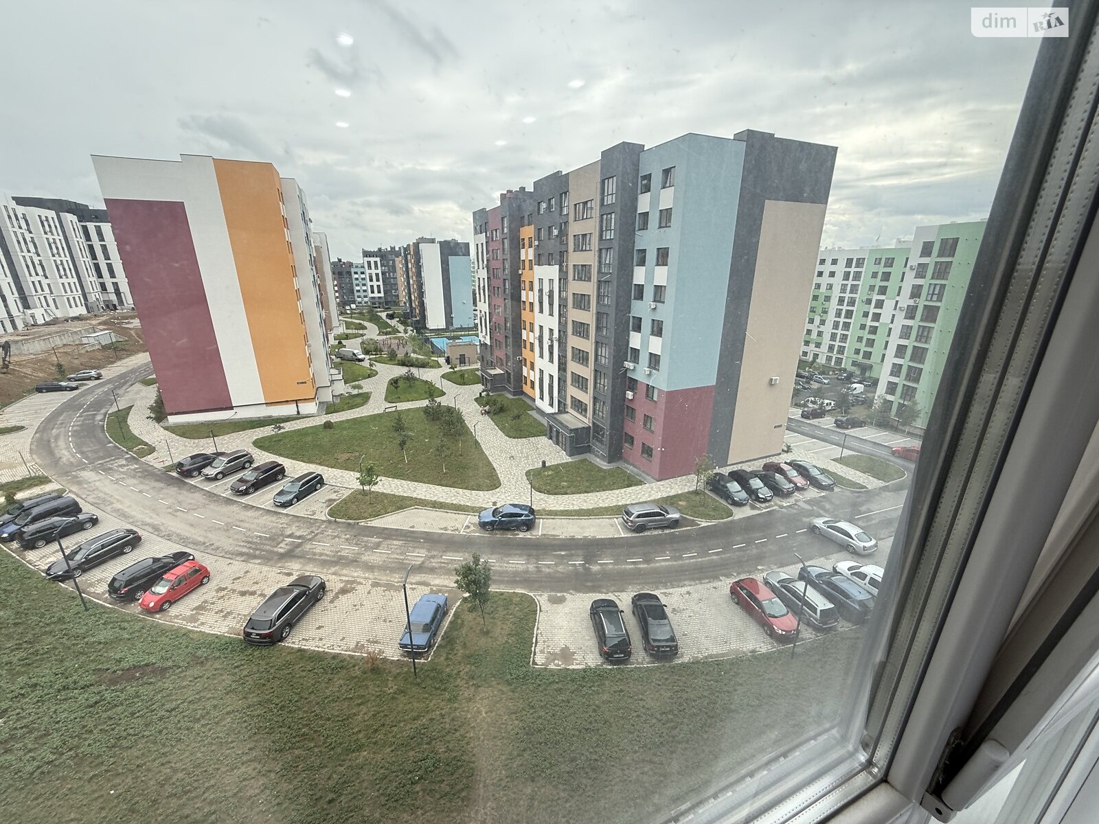 Продаж однокімнатної квартири в Рівному, на вул. Студентська 24А, район Щасливе фото 1