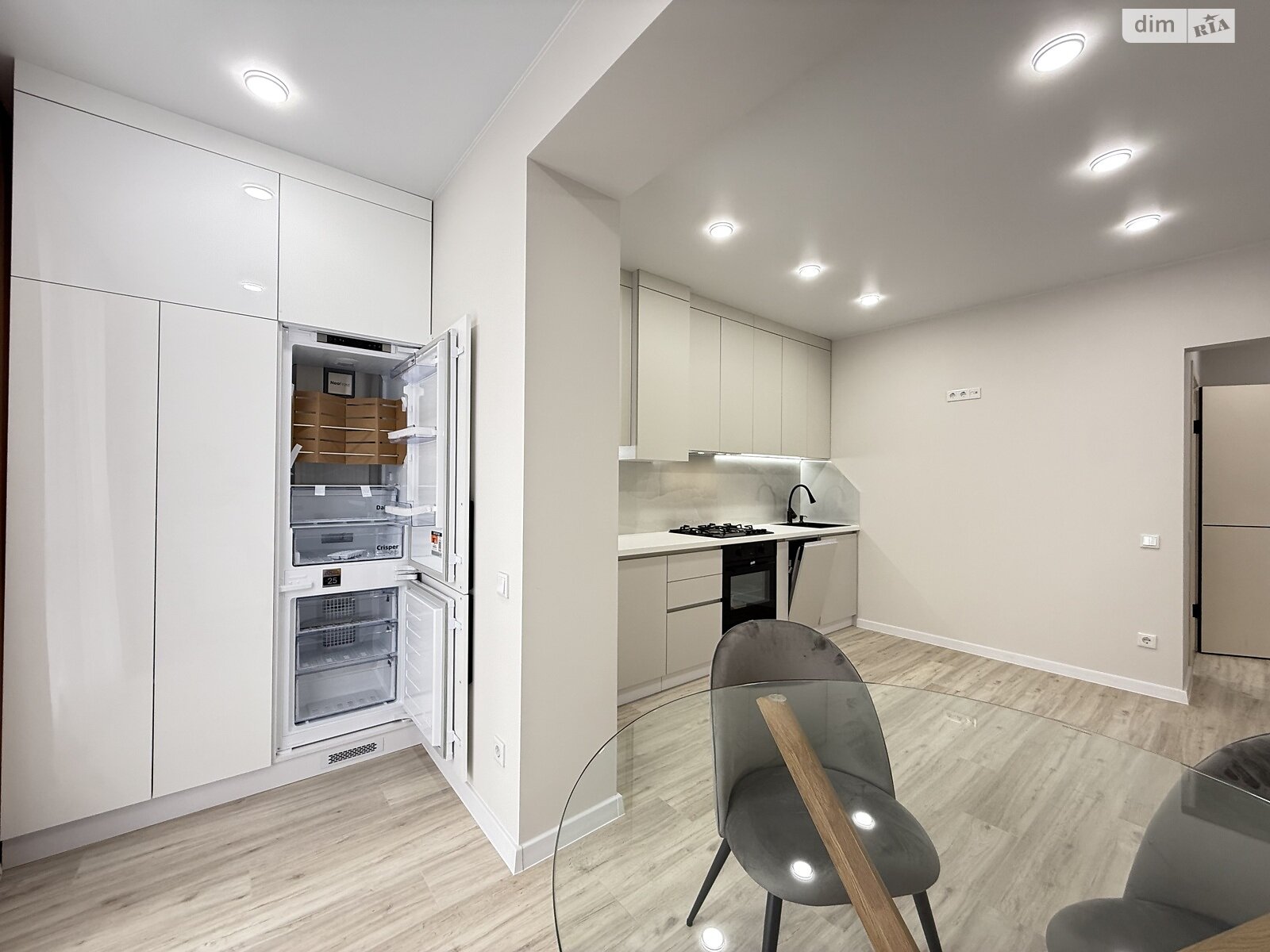 Продаж однокімнатної квартири в Рівному, на вул. Студентська 24А, район Щасливе фото 1