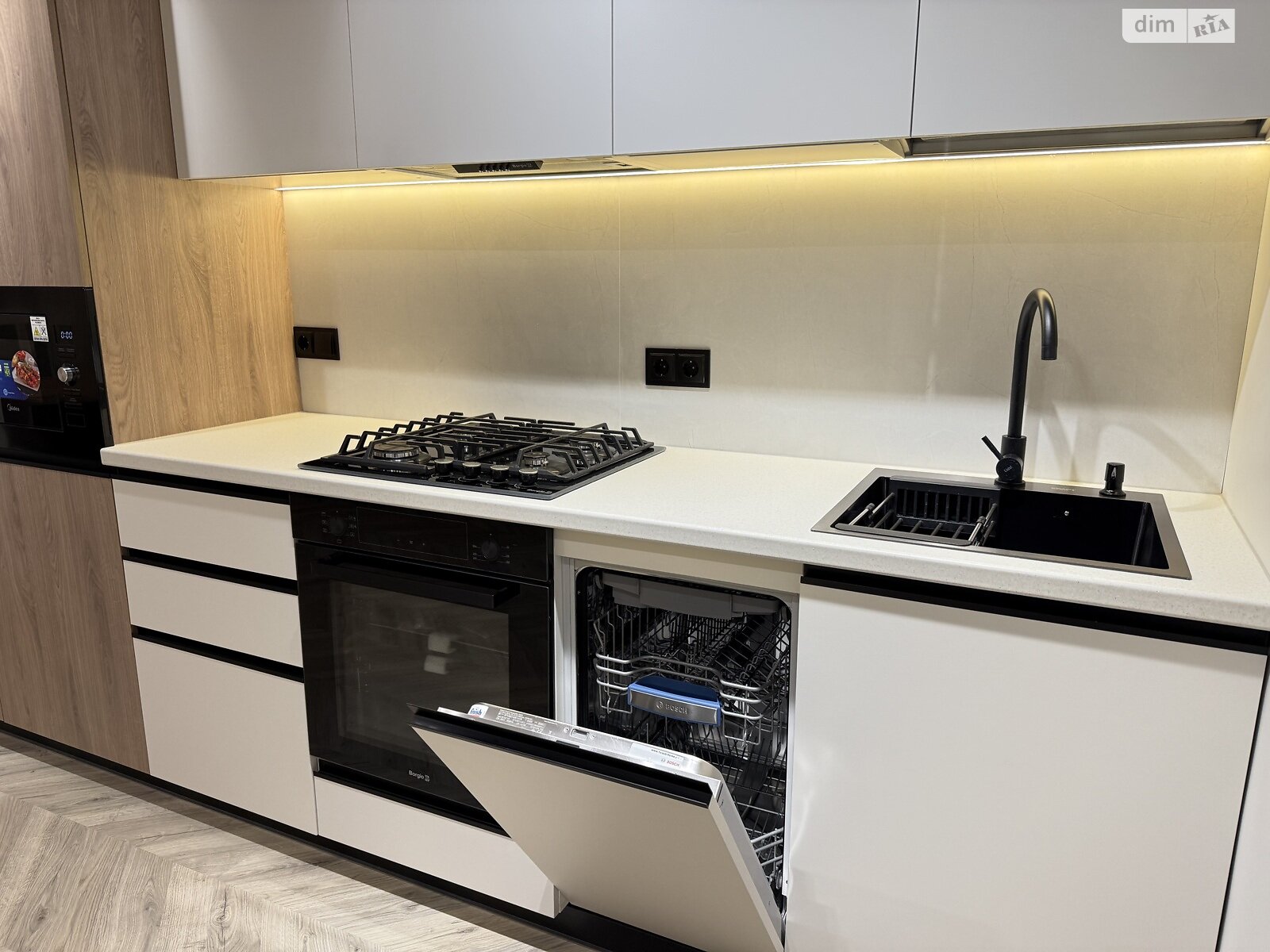 Продаж однокімнатної квартири в Рівному, на вул. Студентська 24А, район Щасливе фото 1 Продаж однокімнатної квартири в Рівному, на вул. Студентська 24А, район Щасливе фото 1