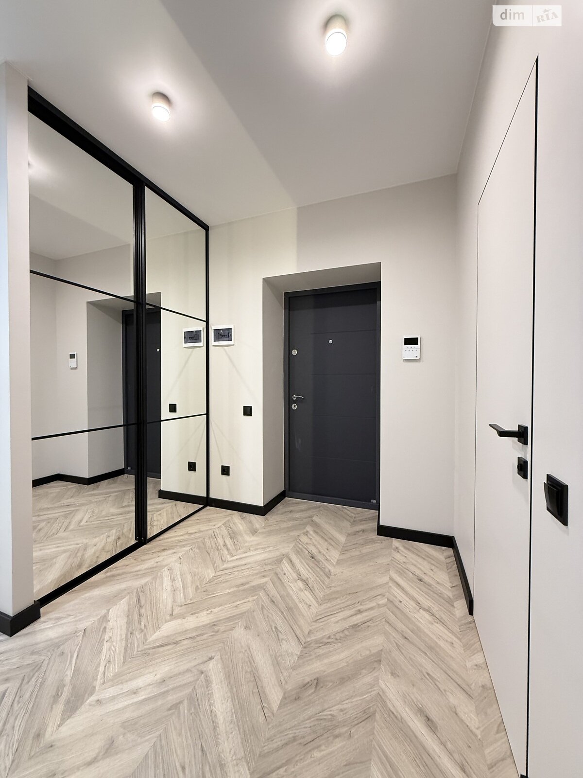 Продаж однокімнатної квартири в Рівному, на вул. Студентська 24А, район Щасливе фото 1 Продаж однокімнатної квартири в Рівному, на вул. Студентська 24А, район Щасливе фото 1