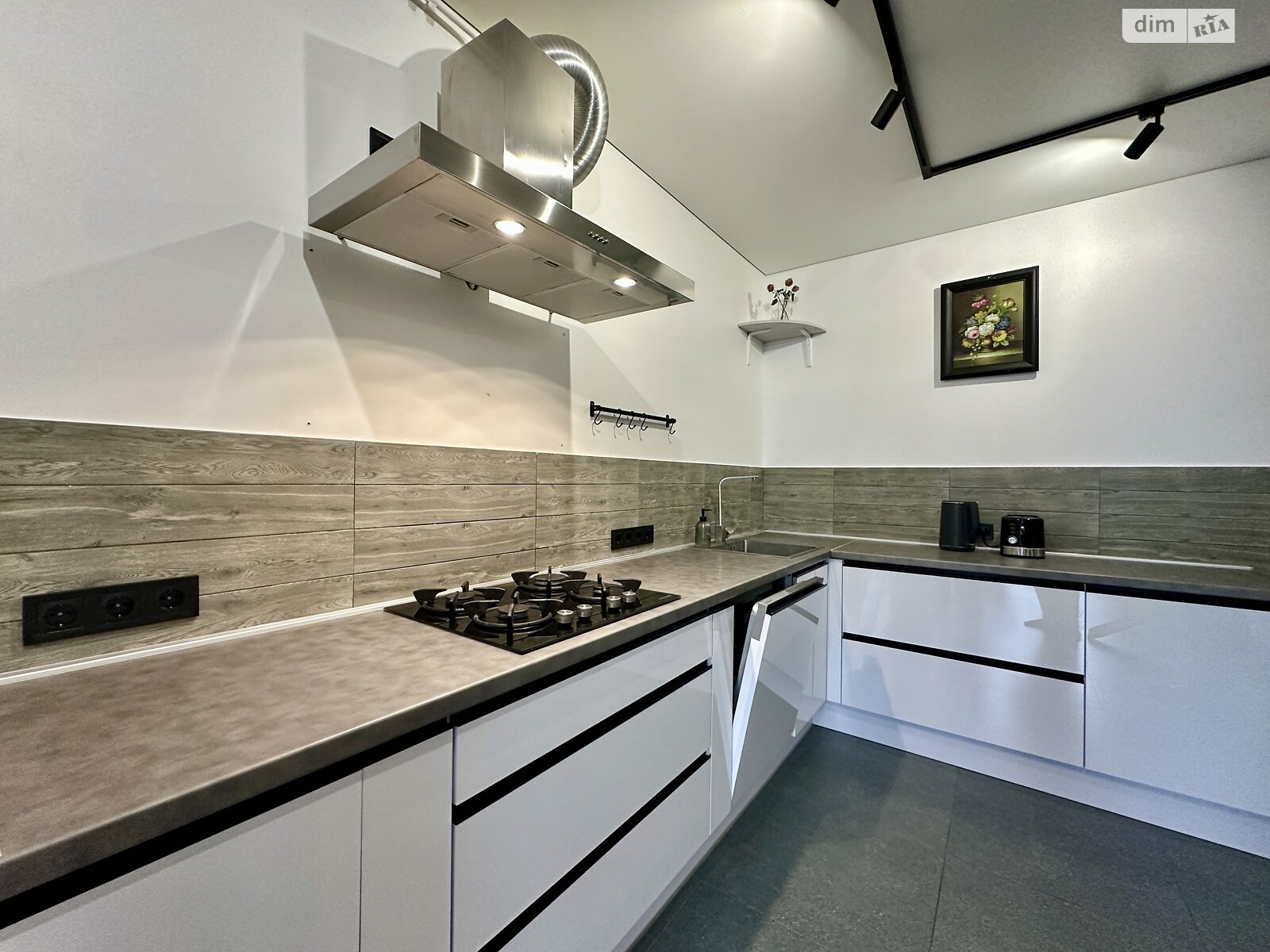 Продажа двухкомнатной квартиры в Ровно, на ул. Студенческая 34А, район Счастливое фото 1