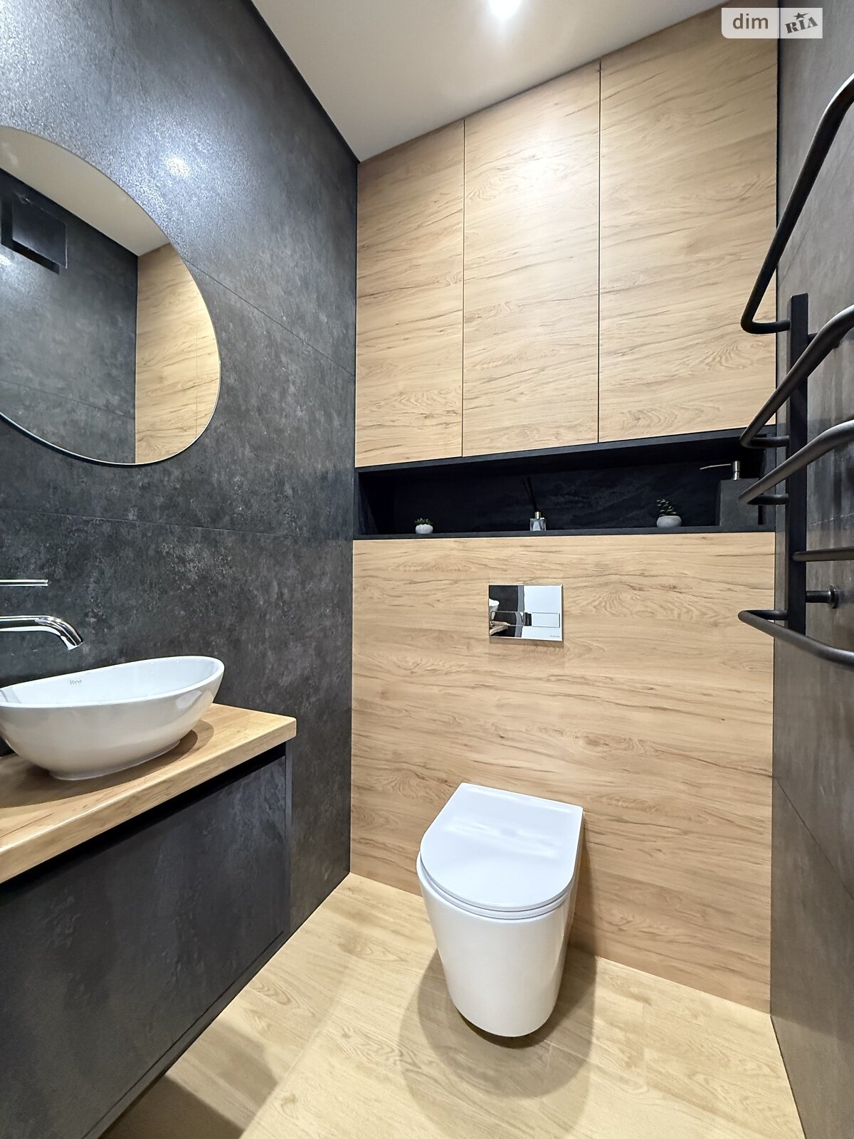 Продажа трехкомнатной квартиры в Ровно, на ул. Студенческая 32, район Счастливое фото 1