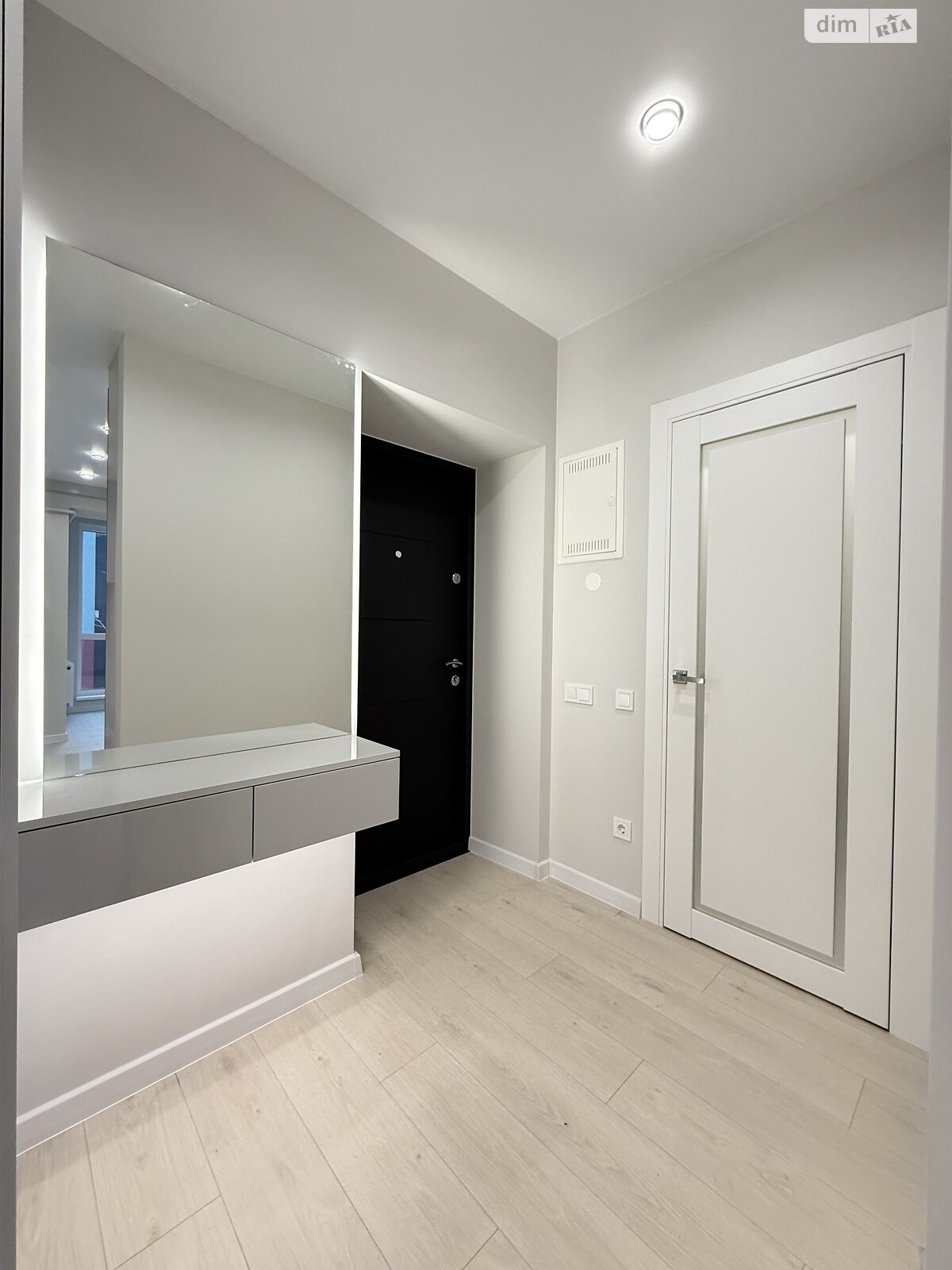 Продажа двухкомнатной квартиры в Ровно, на ул. Студенческая 24А, район Счастливое фото 1