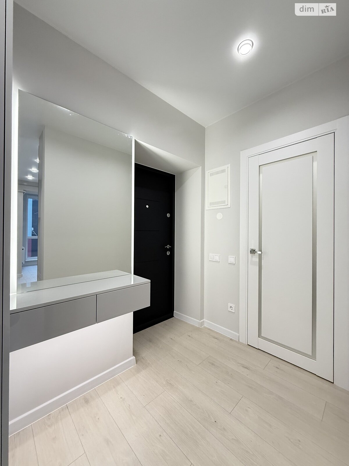 Продажа двухкомнатной квартиры в Ровно, на ул. Студенческая 24А, район Счастливое фото 1