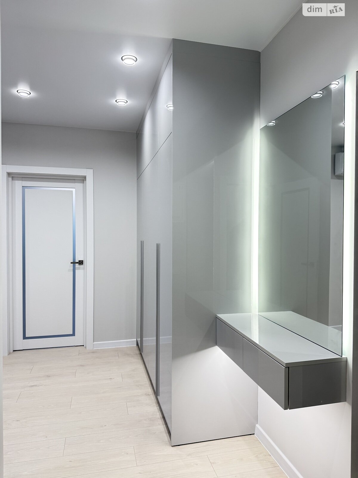 Продажа двухкомнатной квартиры в Ровно, на ул. Студенческая 24А, район Счастливое фото 1