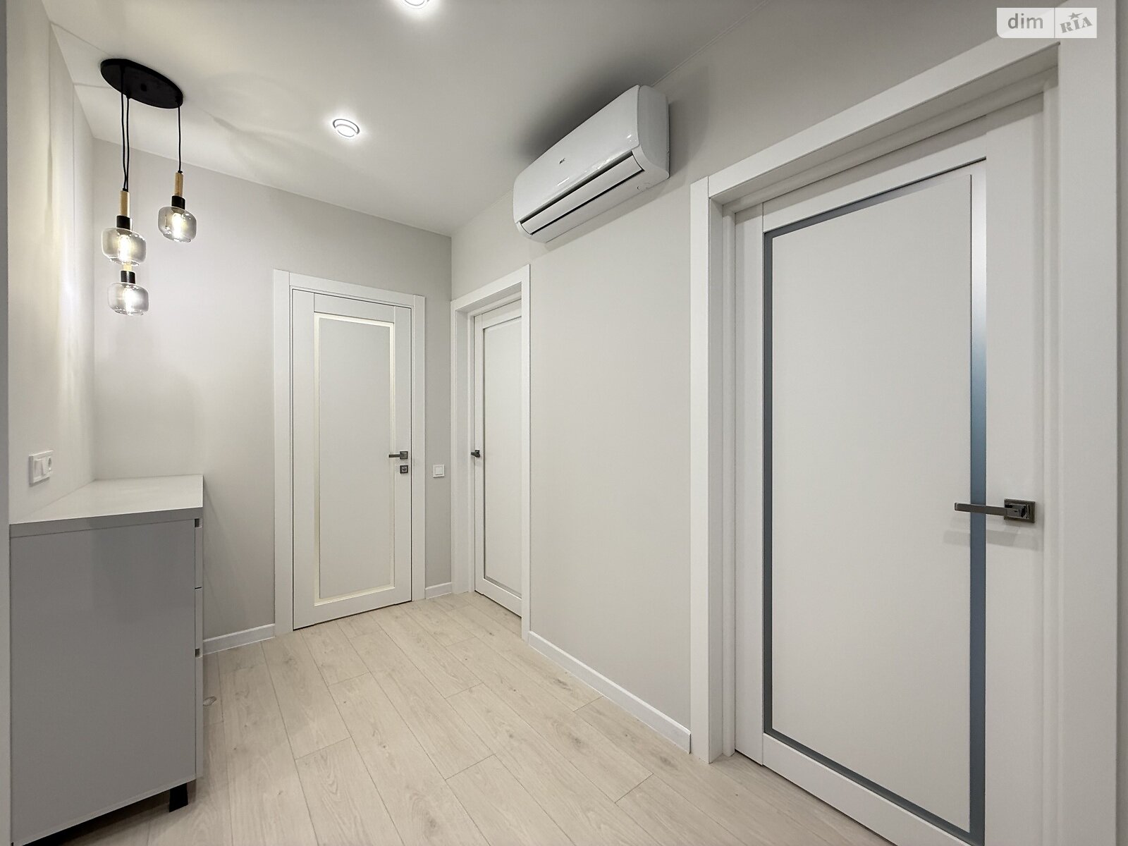 Продажа двухкомнатной квартиры в Ровно, на ул. Студенческая 24А, район Счастливое фото 1