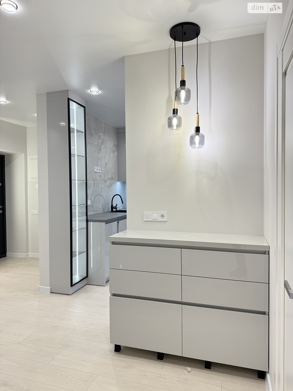 Продажа двухкомнатной квартиры в Ровно, на ул. Студенческая 24А, район Счастливое фото 1