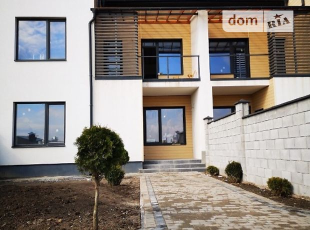 Продажа трехкомнатной квартиры в Ровно, район Счастливое фото 1 Продажа трехкомнатной квартиры в Ровно, район Счастливое фото 1