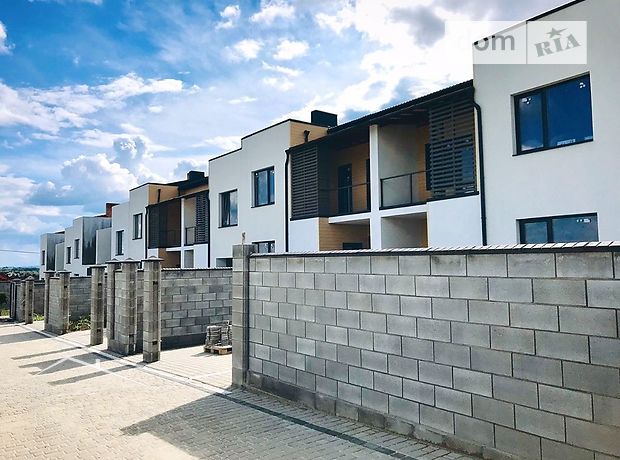 Продажа трехкомнатной квартиры в Ровно, район Счастливое фото 1 Продажа трехкомнатной квартиры в Ровно, район Счастливое фото 1