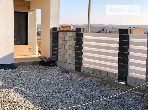 Продажа трехкомнатной квартиры в Ровно, район Счастливое фото 1 Продажа трехкомнатной квартиры в Ровно, район Счастливое фото 1