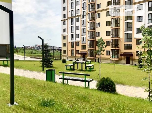 Продажа трехкомнатной квартиры в Ровно, район Счастливое фото 1 Продажа трехкомнатной квартиры в Ровно, район Счастливое фото 1