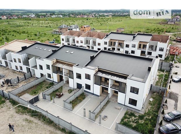 Продажа трехкомнатной квартиры в Ровно, район Счастливое фото 1 Продажа трехкомнатной квартиры в Ровно, район Счастливое фото 1