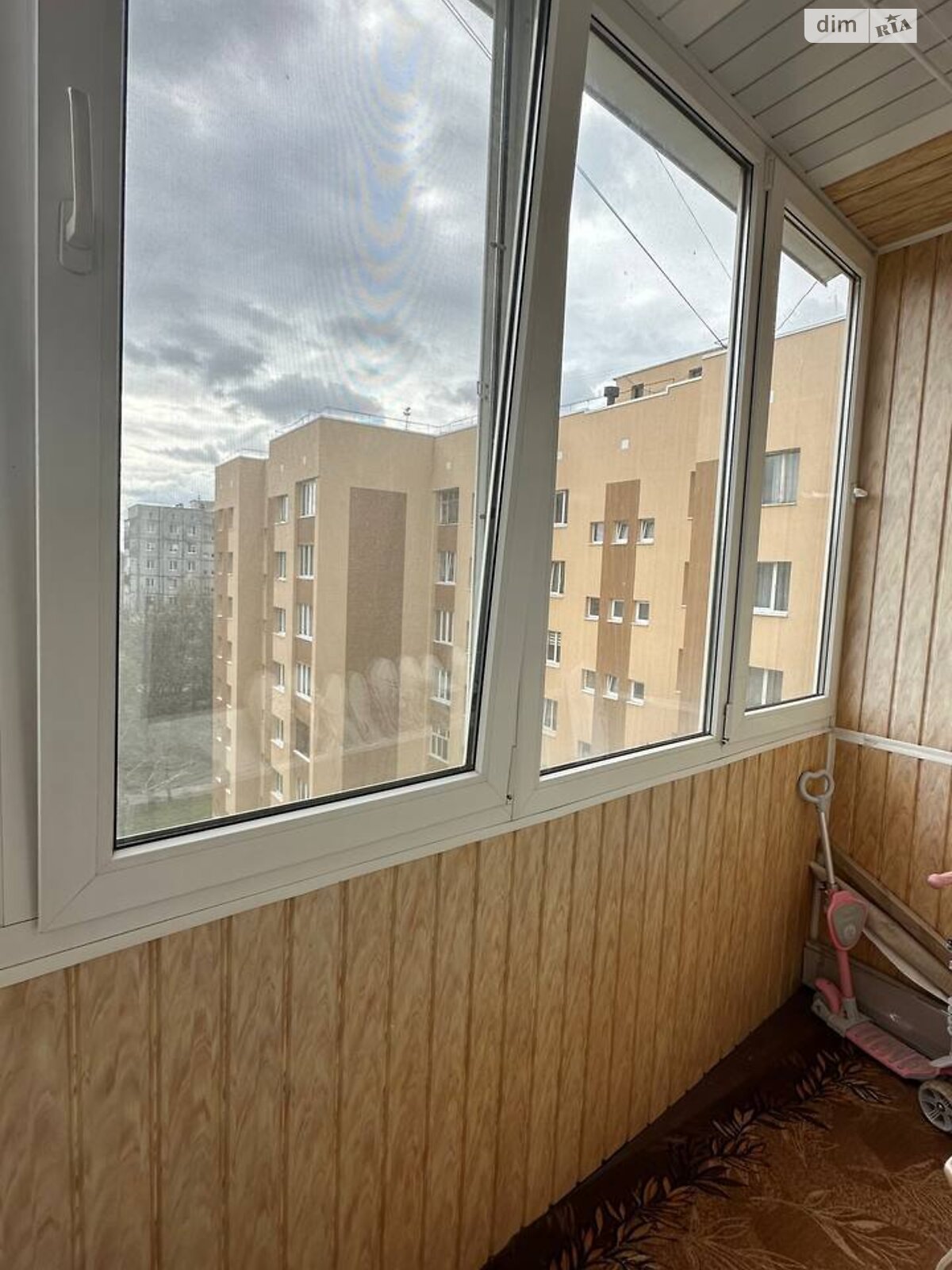Продажа однокомнатной квартиры в Ровно, на ул. Фабричная 1, район Северный фото 1