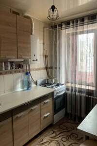Продаж однокімнатної квартири в Рівному, на просп. Генерала Безручка, район Північний фото 2