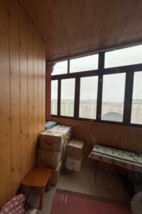 Продаж трикімнатної квартири в Рівному, на вул. Коновальця Євгена 12, район Північний фото 2
