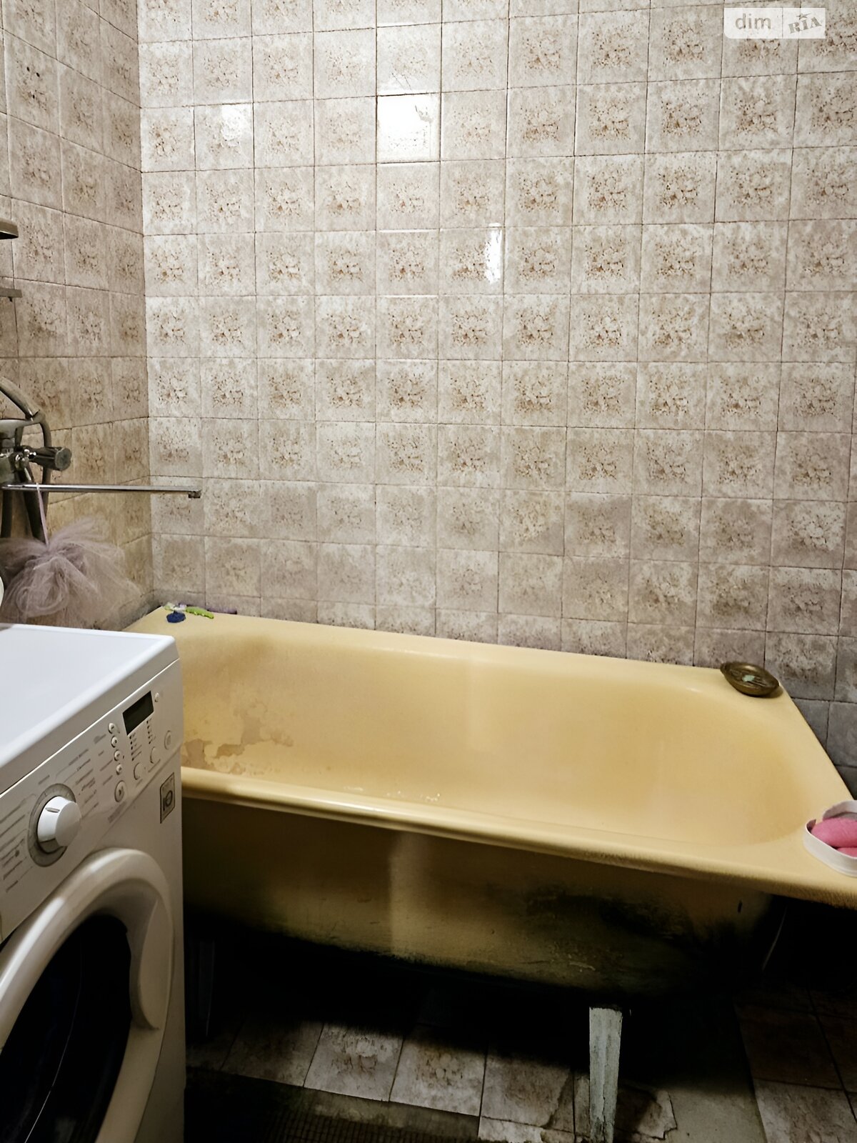 Продаж трикімнатної квартири в Рівному, на вул. Коновальця Євгена 12, район Північний фото 1 Продаж трикімнатної квартири в Рівному, на вул. Коновальця Євгена 12, район Північний фото 1