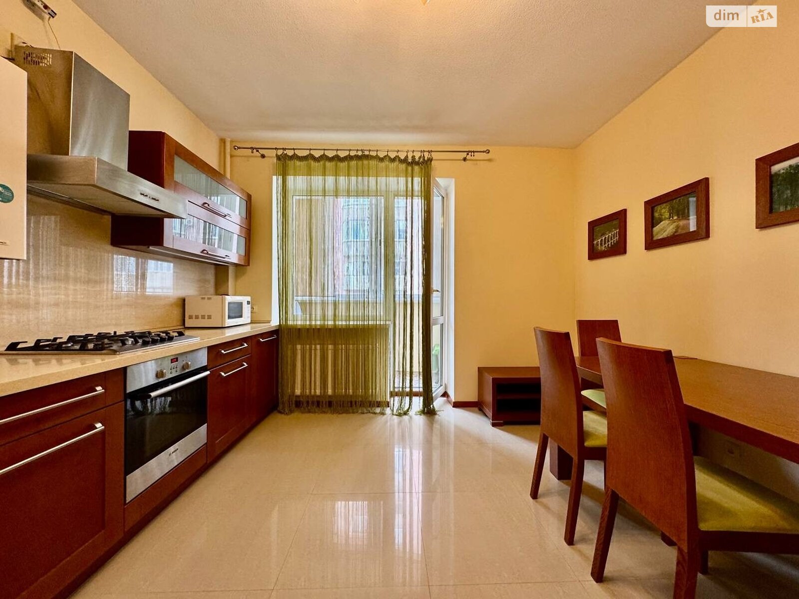 Продаж двокімнатної квартири в Рівному, на вул. Коновальця Євгена 34, район Північний фото 1