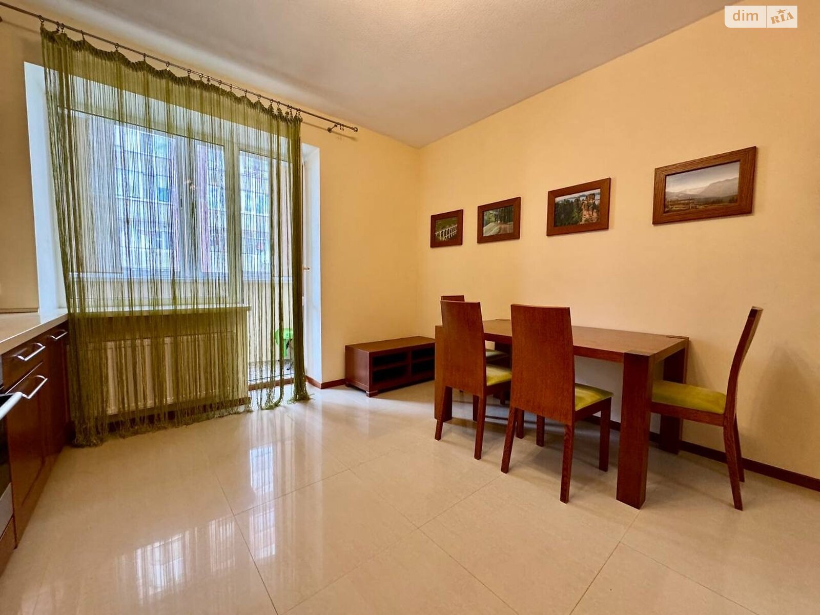 Продаж двокімнатної квартири в Рівному, на вул. Коновальця Євгена 34, район Північний фото 1