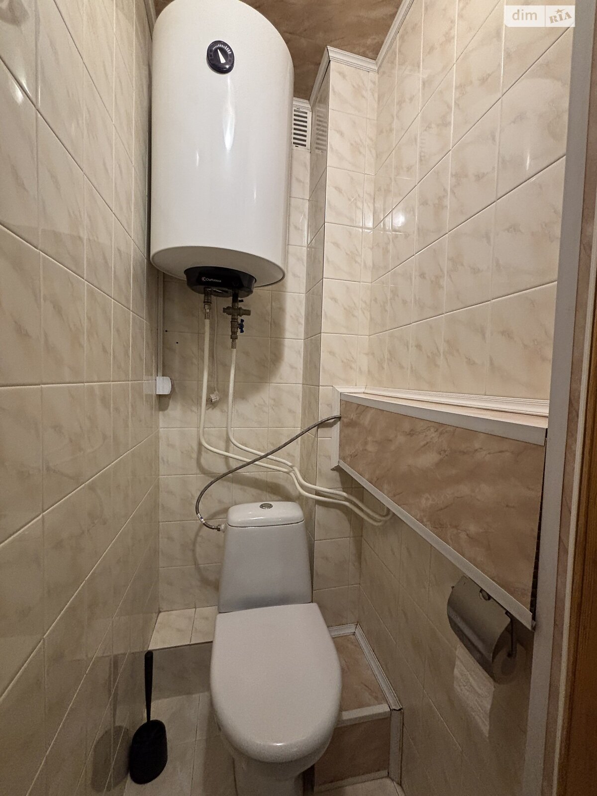 Продаж трикімнатної квартири в Рівному, на вул. Коновальця Євгена 10, район Північний фото 1